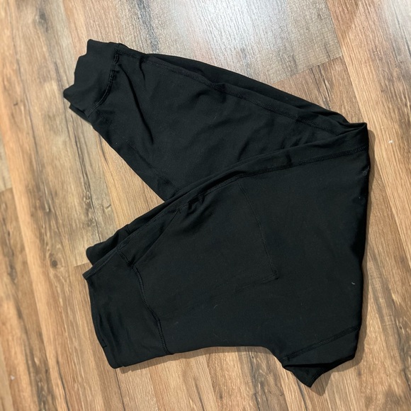 Black joggers with pockets - Picture 1 of 2